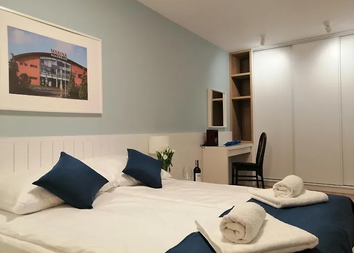 Cicha Przystan Platany *